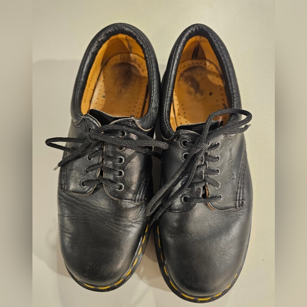 Dr. Martens Boys Size 4 Black Wair Nappa Leather Casual Tie Shoe